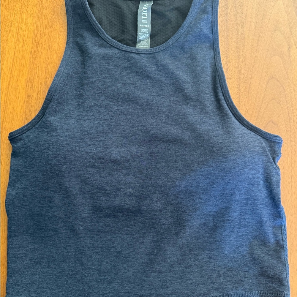 Vuori Pose Plyo Tank